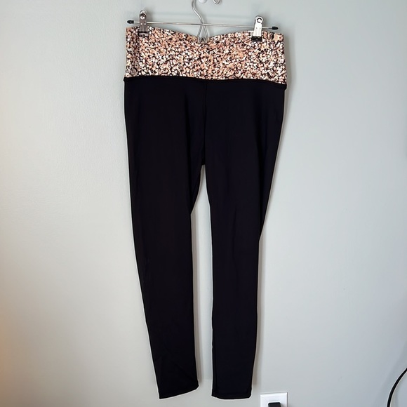 Confetti Black Printed Sports Bra & Legging Set - Picture 4 of 10